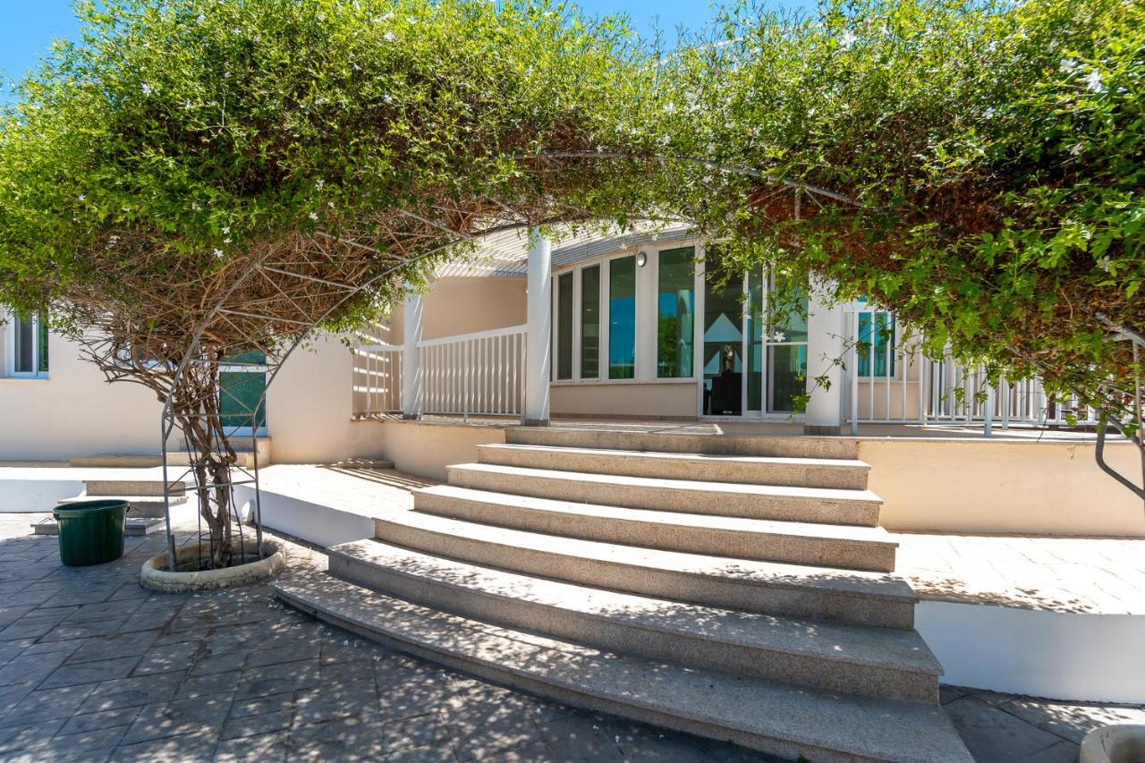 Villa Amelia By Ezoria Villas بيرفوليا المظهر الخارجي الصورة