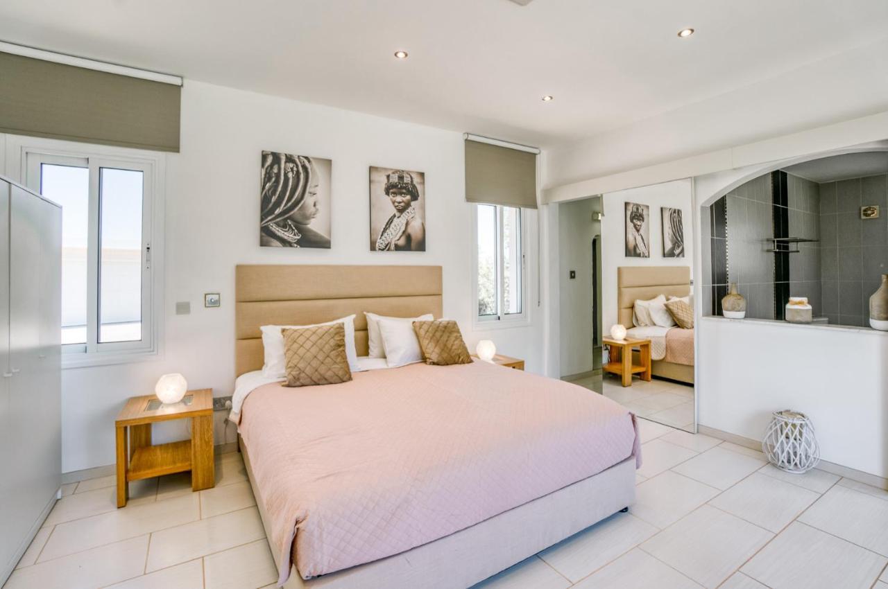 Villa Amelia By Ezoria Villas بيرفوليا المظهر الخارجي الصورة